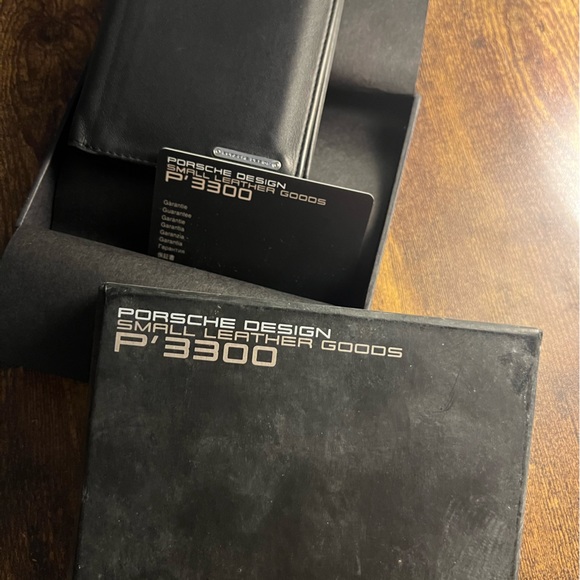 Porsche Design Leather Wallet Tri-fold w/ original box - Picture 2 of 3